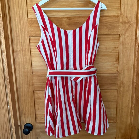 Prosperina NEW Red White Stripe Belted Flared Leg Romper size L - Picture 9 of 10